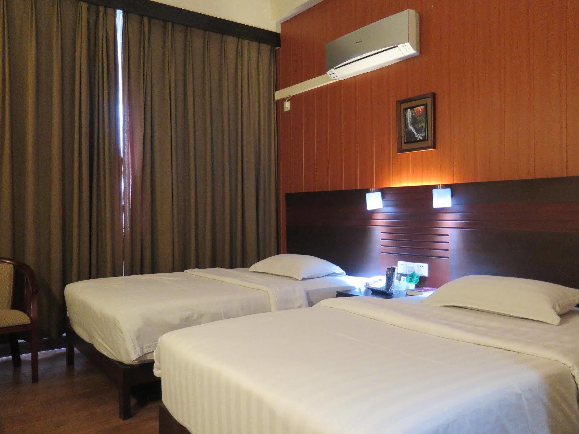 Hotel Essencia Dumaguete City Exteriér fotografie