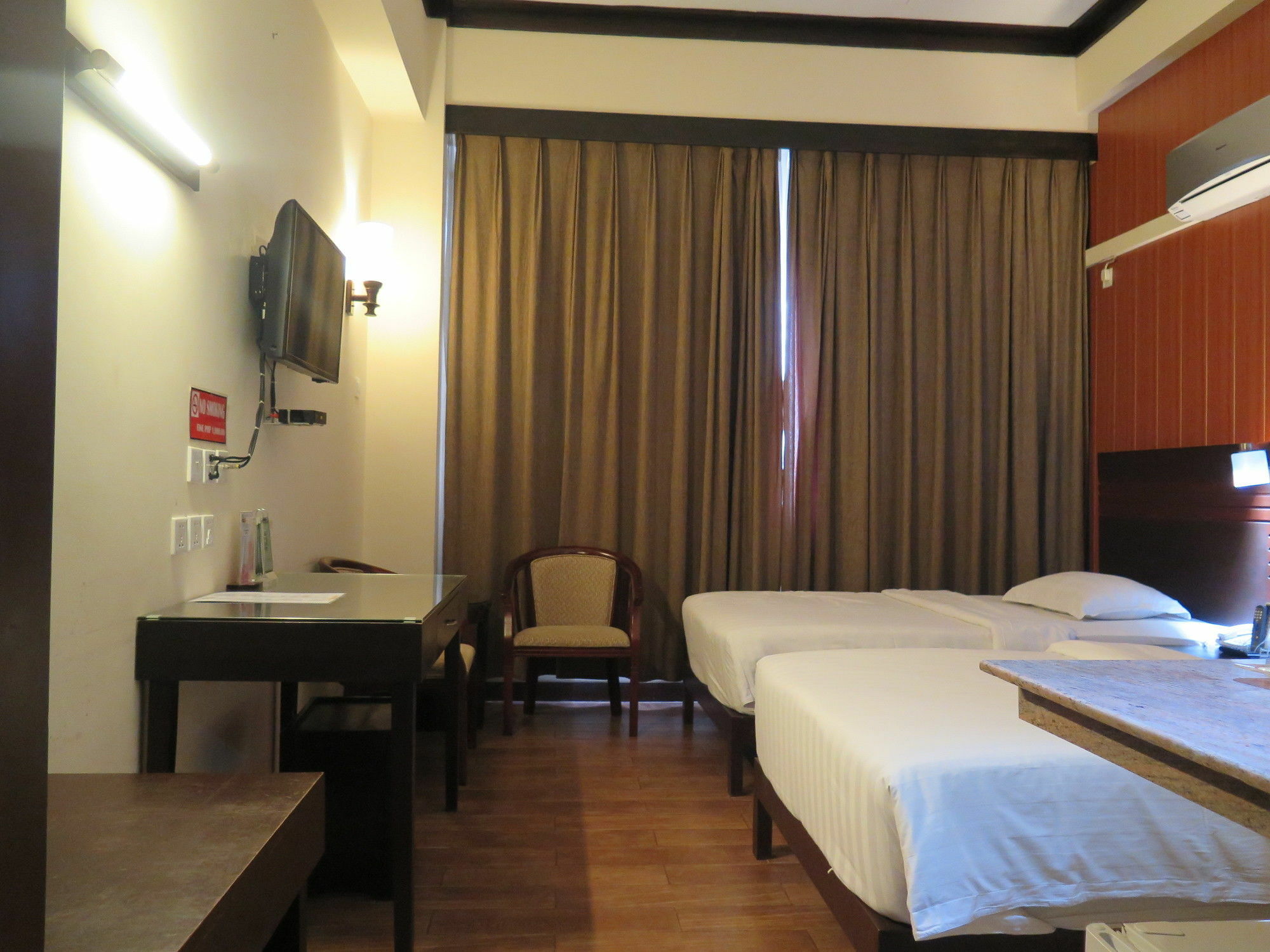 Hotel Essencia Dumaguete City Exteriér fotografie